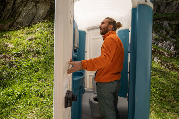 Best Porta potty delivery and setup  in Newbern, TN